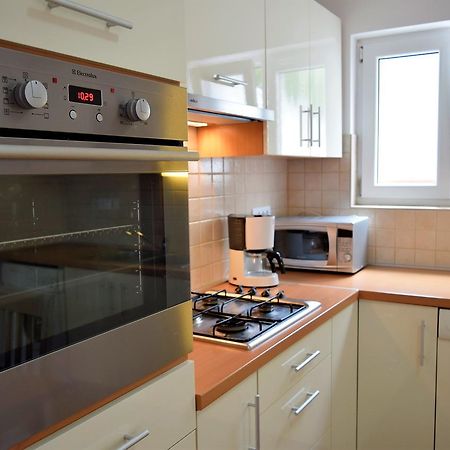 Banjol Sunnyy Beacch Apartments מראה חיצוני תמונה