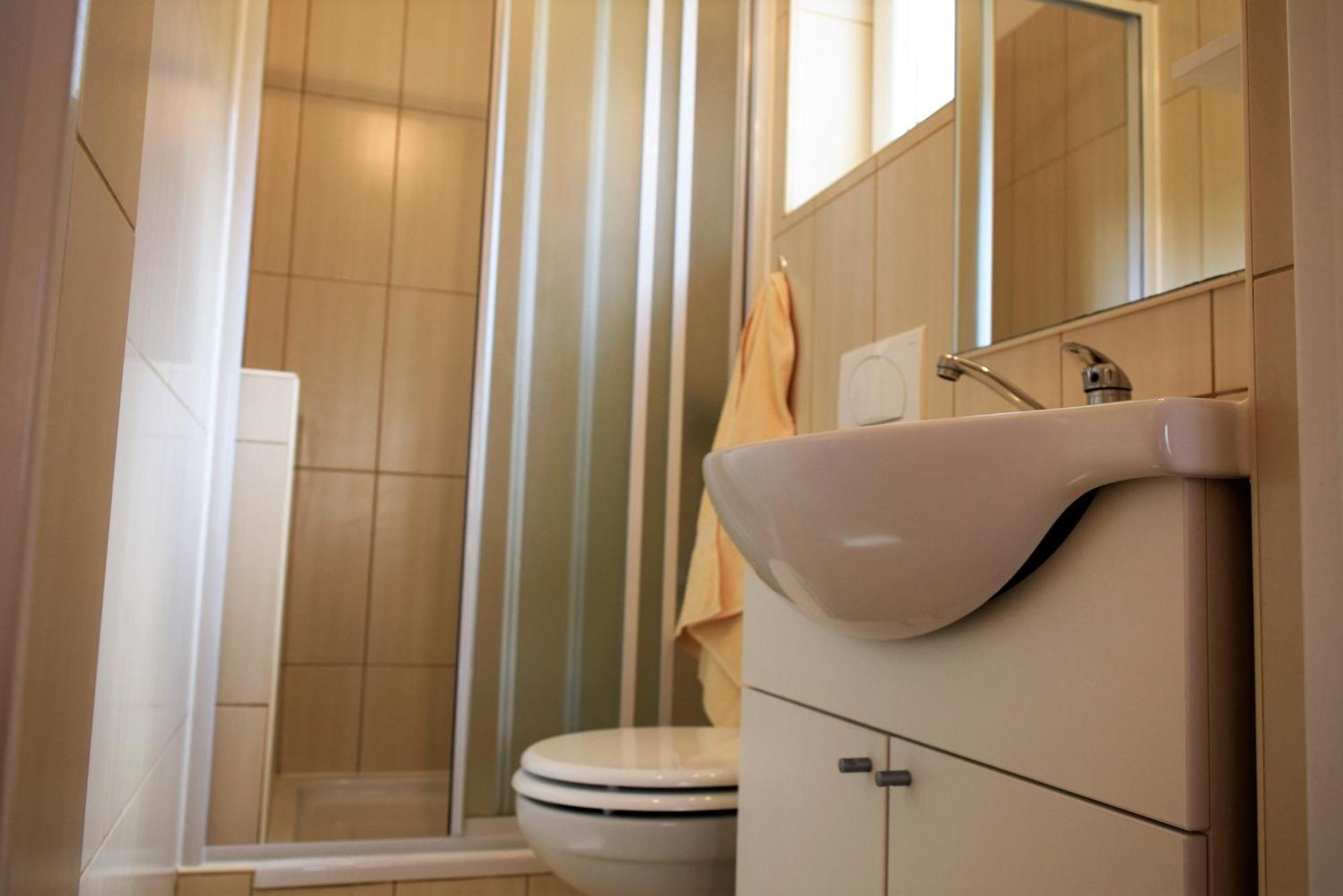 Banjol Sunnyy Beacch Apartments חדר תמונה