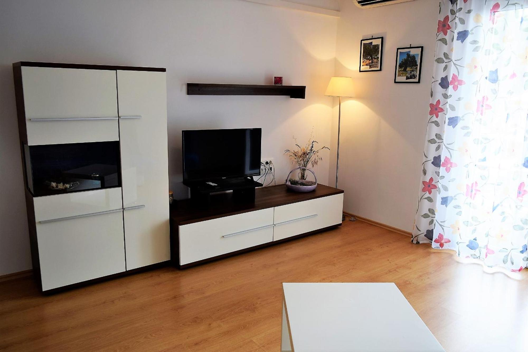 Banjol Sunnyy Beacch Apartments חדר תמונה