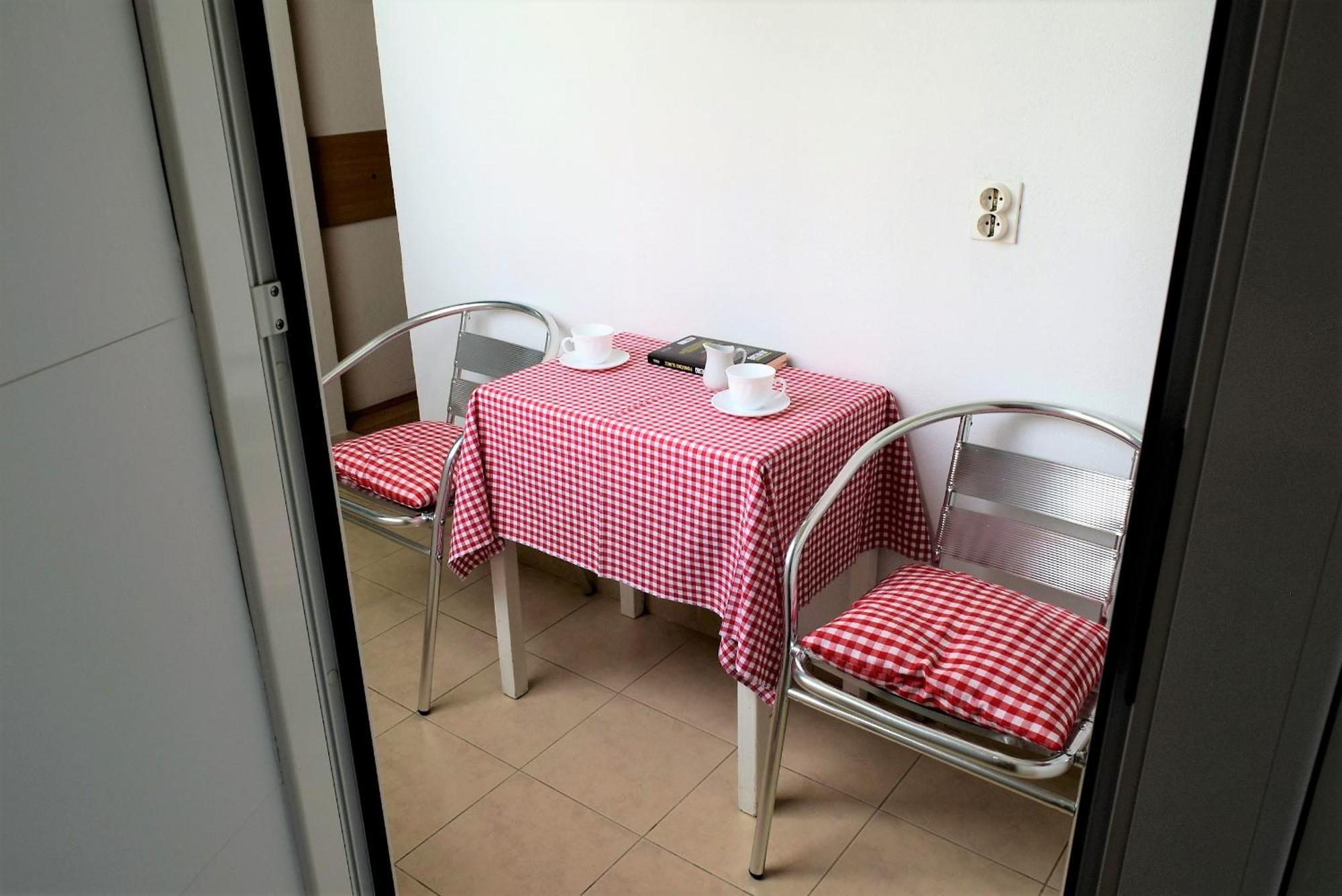 Banjol Sunnyy Beacch Apartments חדר תמונה