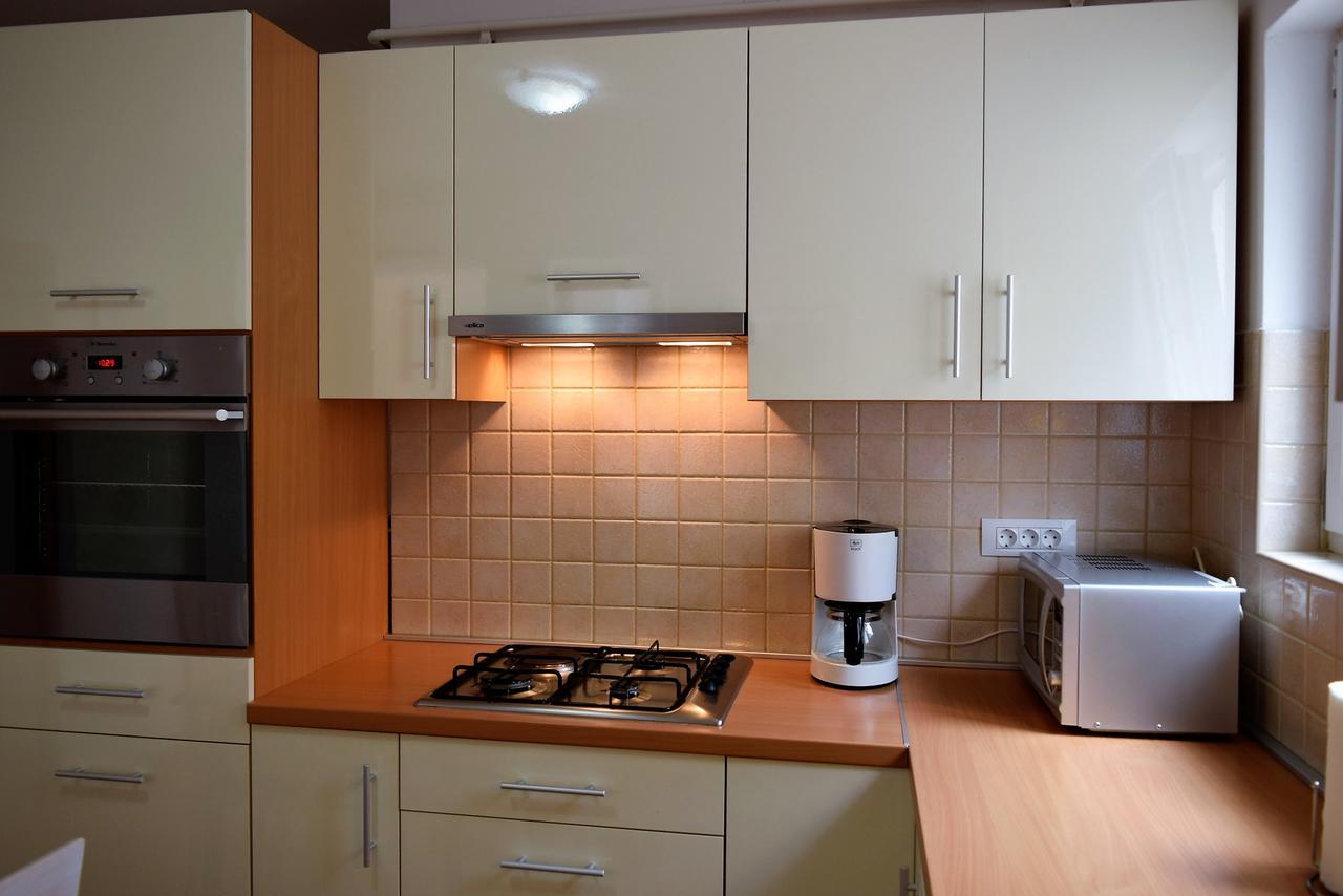 Banjol Sunnyy Beacch Apartments מראה חיצוני תמונה